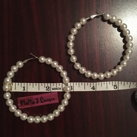 Jumbo Pearl Hoop Earrings - Picture 7 of 8